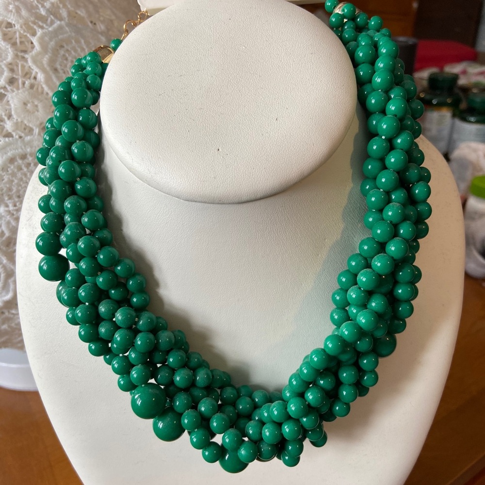 Beaded necklace